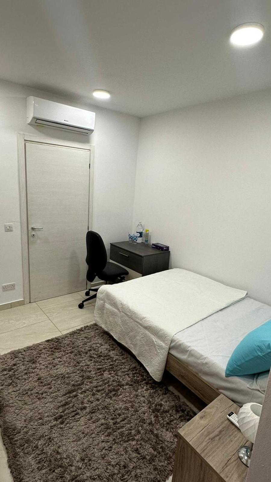 Your Elegant Home Away From Home Shared Apartment Only With Host Żebbuġ Exteriör bild