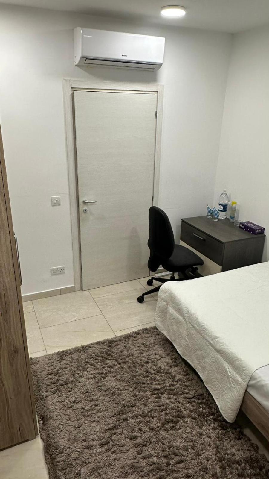 Your Elegant Home Away From Home Shared Apartment Only With Host Żebbuġ Exteriör bild