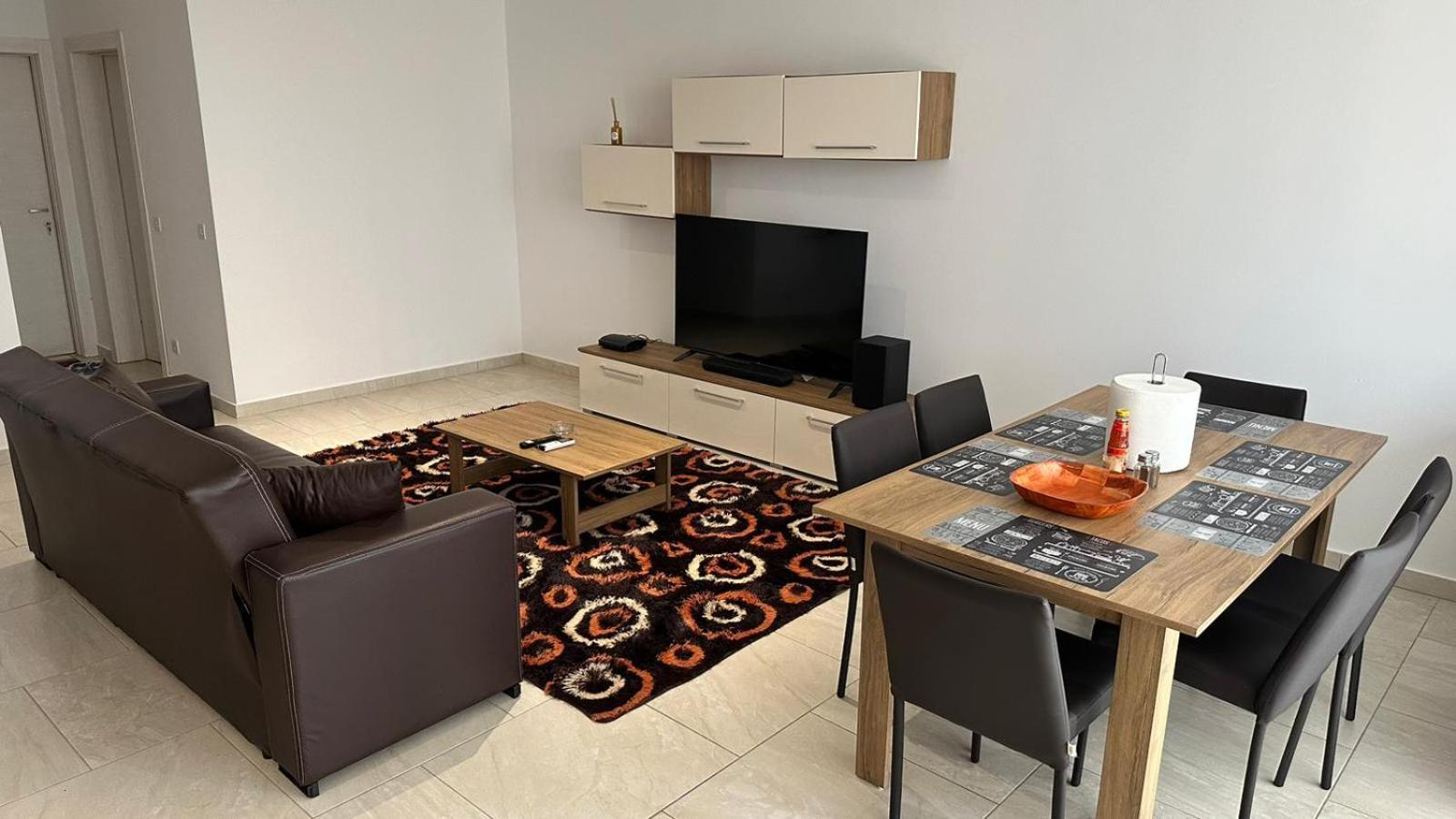 Your Elegant Home Away From Home Shared Apartment Only With Host Żebbuġ Exteriör bild